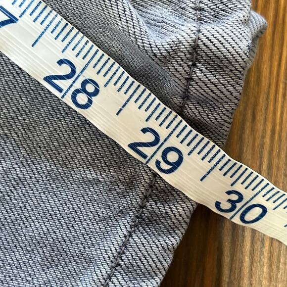 Everlane The Relaxed Straight Button Fly Jean High Rise Size 28 Long - Picture 12 of 12